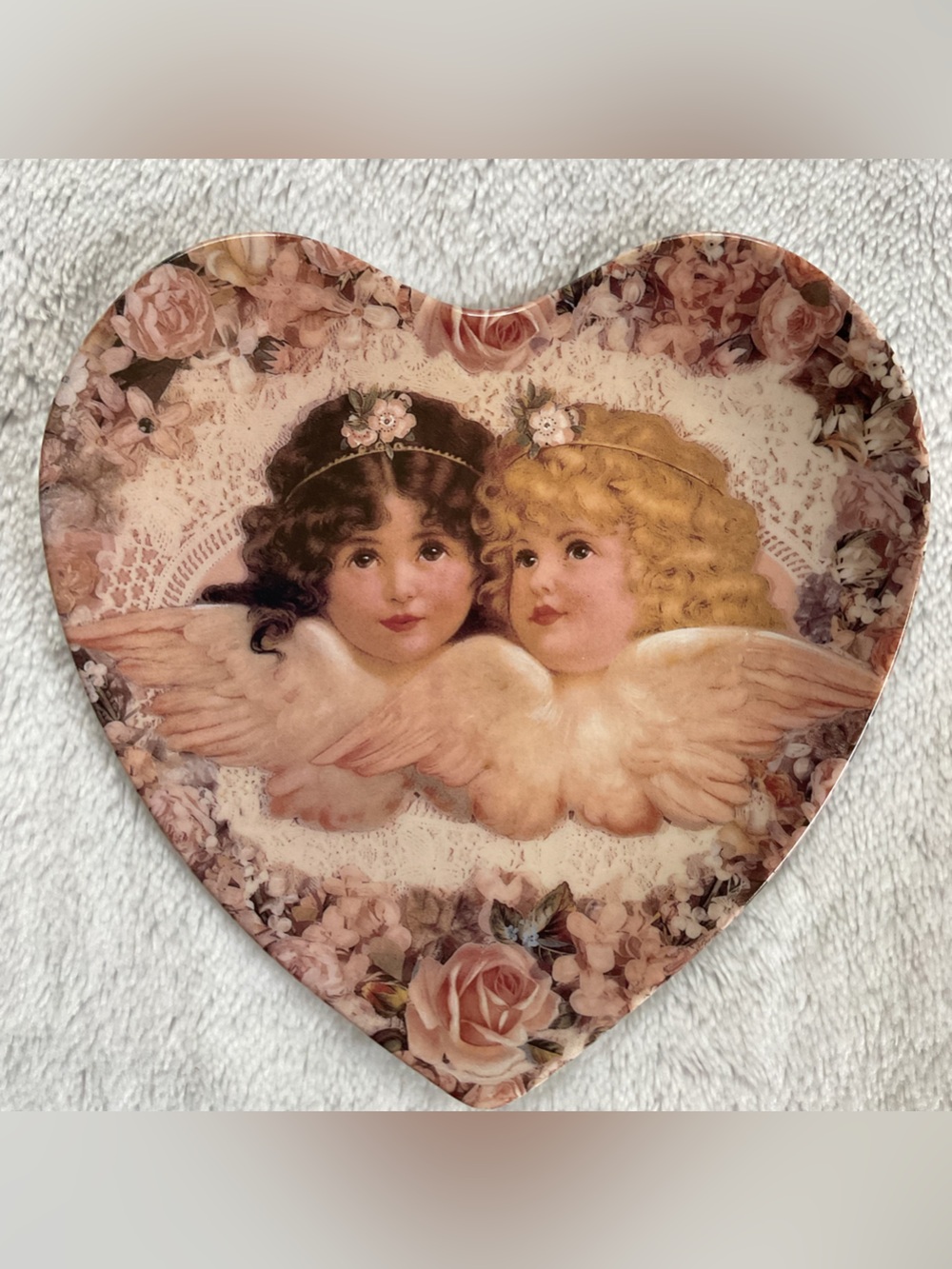 Beautiful Heart Shaped Plate Heavenly Hearts “Sweetness & Grace” 1993